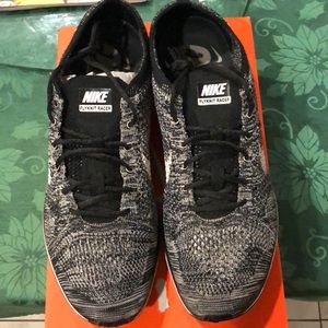 Nike "Oreo" Flyknit Racer. Sz 10